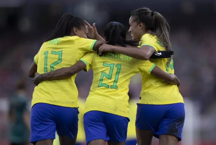 Copa do Mundo Feminina começa nesta quinta (20) com partida às