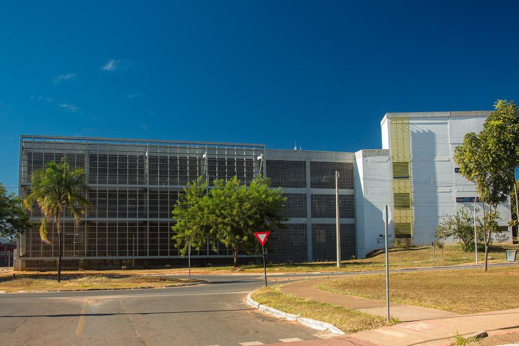 Bloco de salas de aula da Universidade de Brasília
