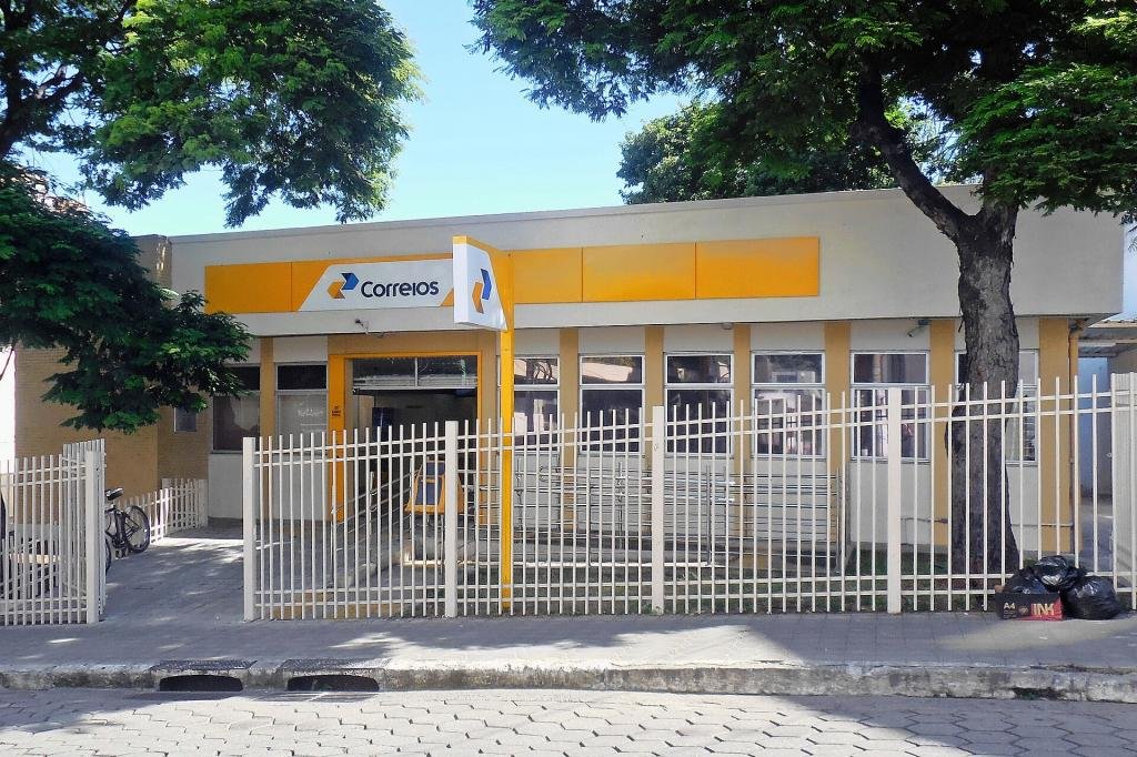 Fachada de agência dos Correios