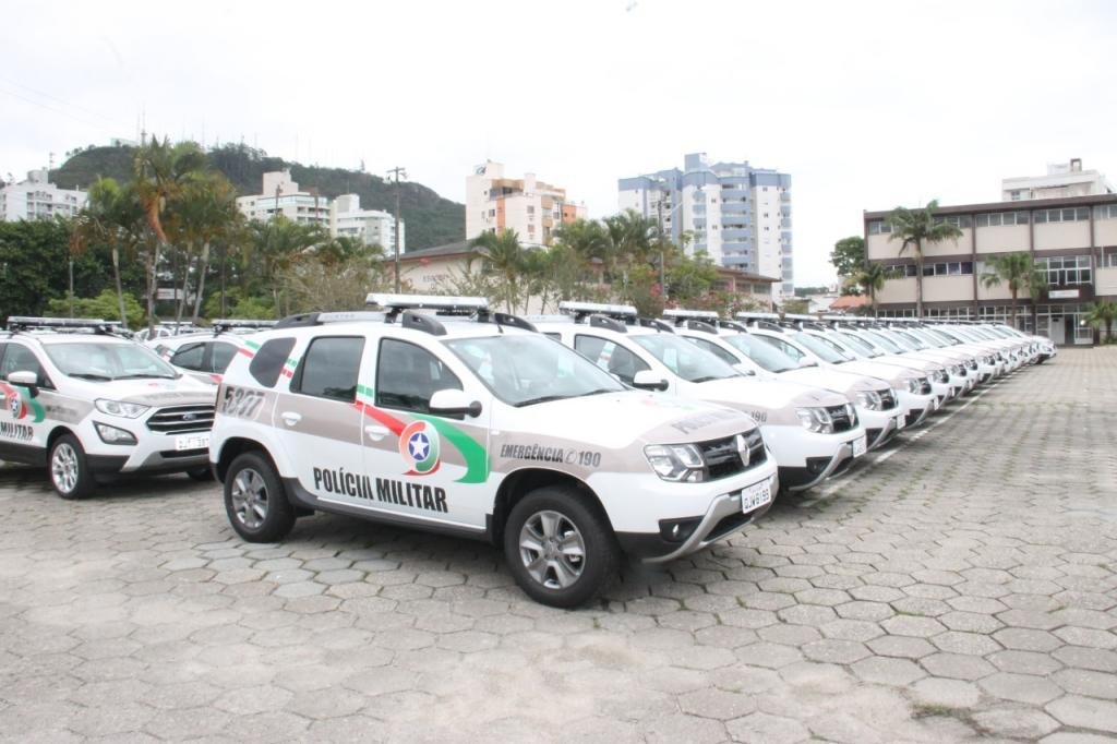 Viaturas da Polícia Militar de Santa Catarina (imagem ilustrativa)