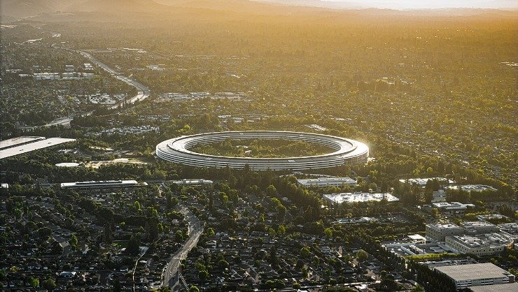 Vista aérea da sede da Apple em Cupertino